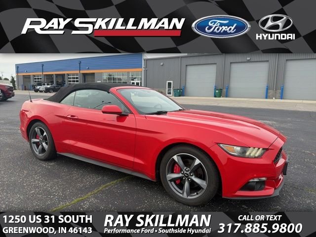 2015 Ford Mustang V6 Convertible's photo