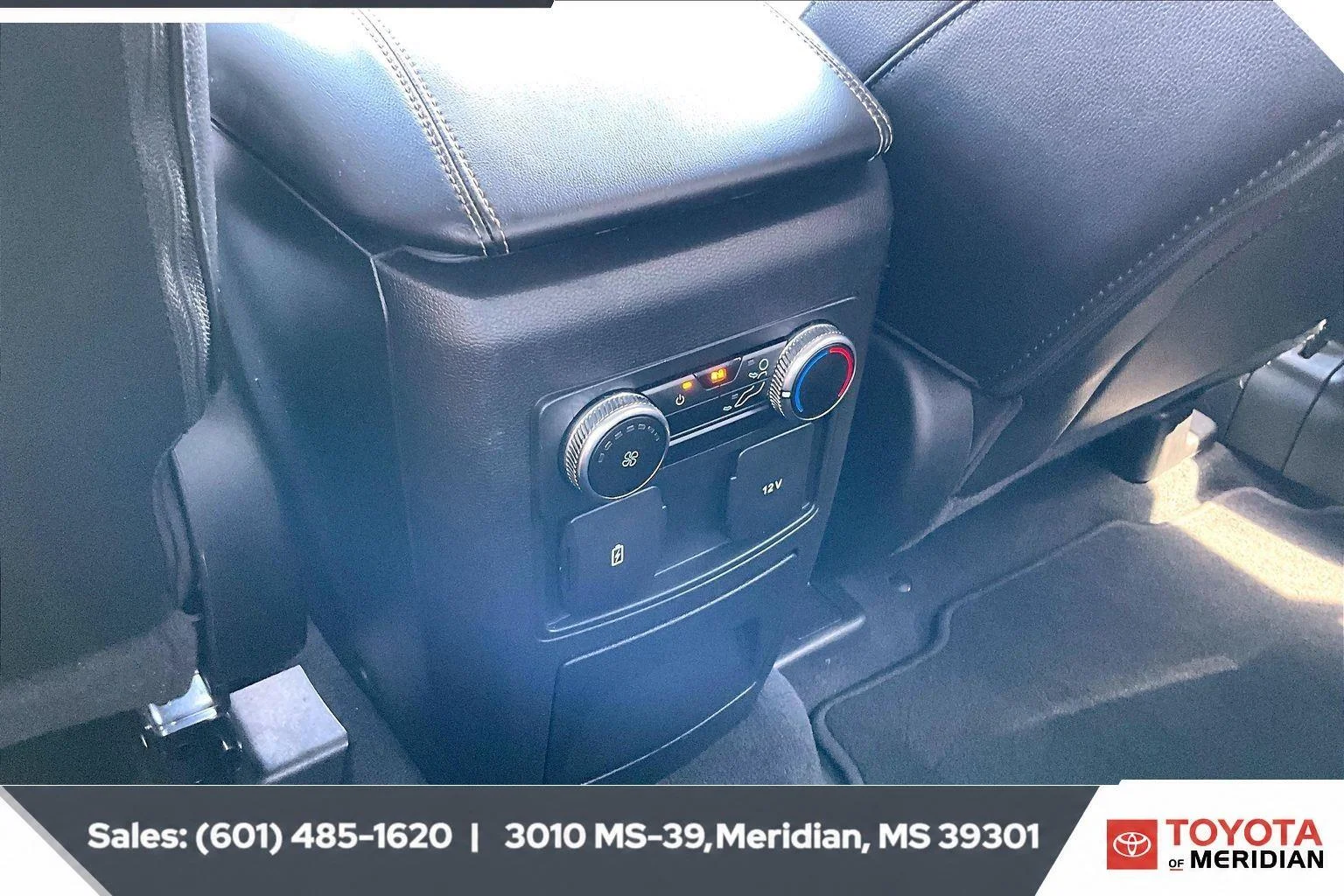 Used 2022 Oxford White Ford Limited image 25