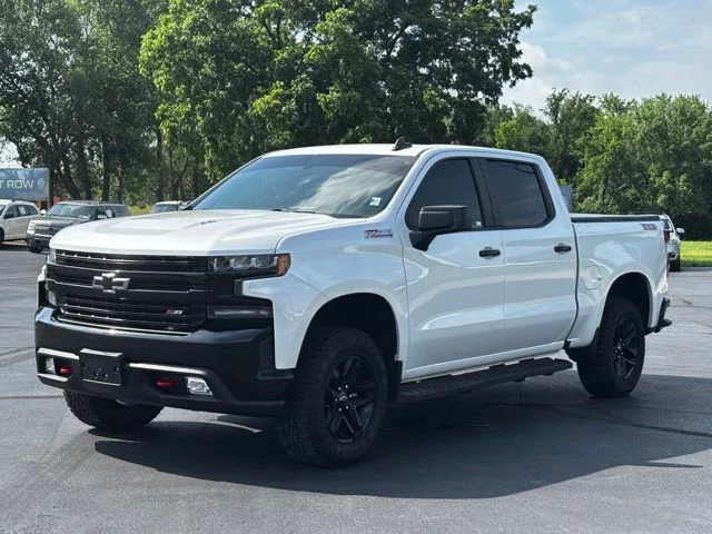 Used 2020 Beige Chevrolet LT Trail Boss image 3