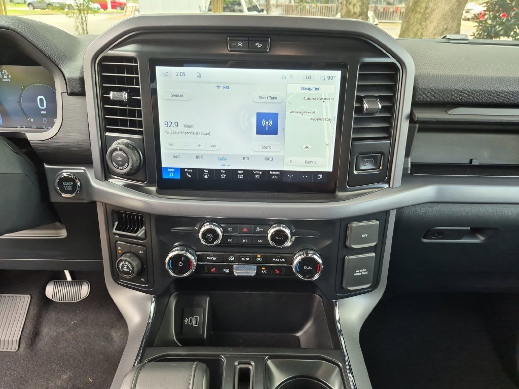 New 2026 Agate Black Metallic Ford XLT image 33