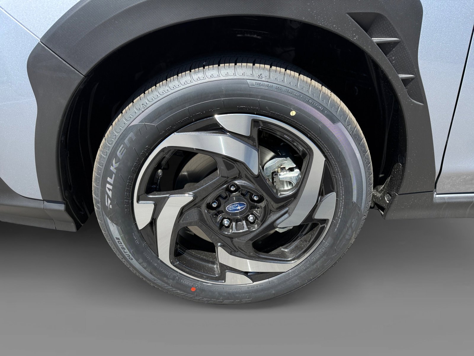 New 2026 Ice Silver Metallic Subaru Limited Hybrid image 9