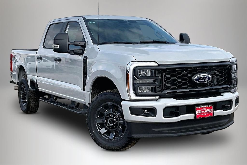 New 2026 Ford Super Duty F-250 XL 4D Crew Cab
