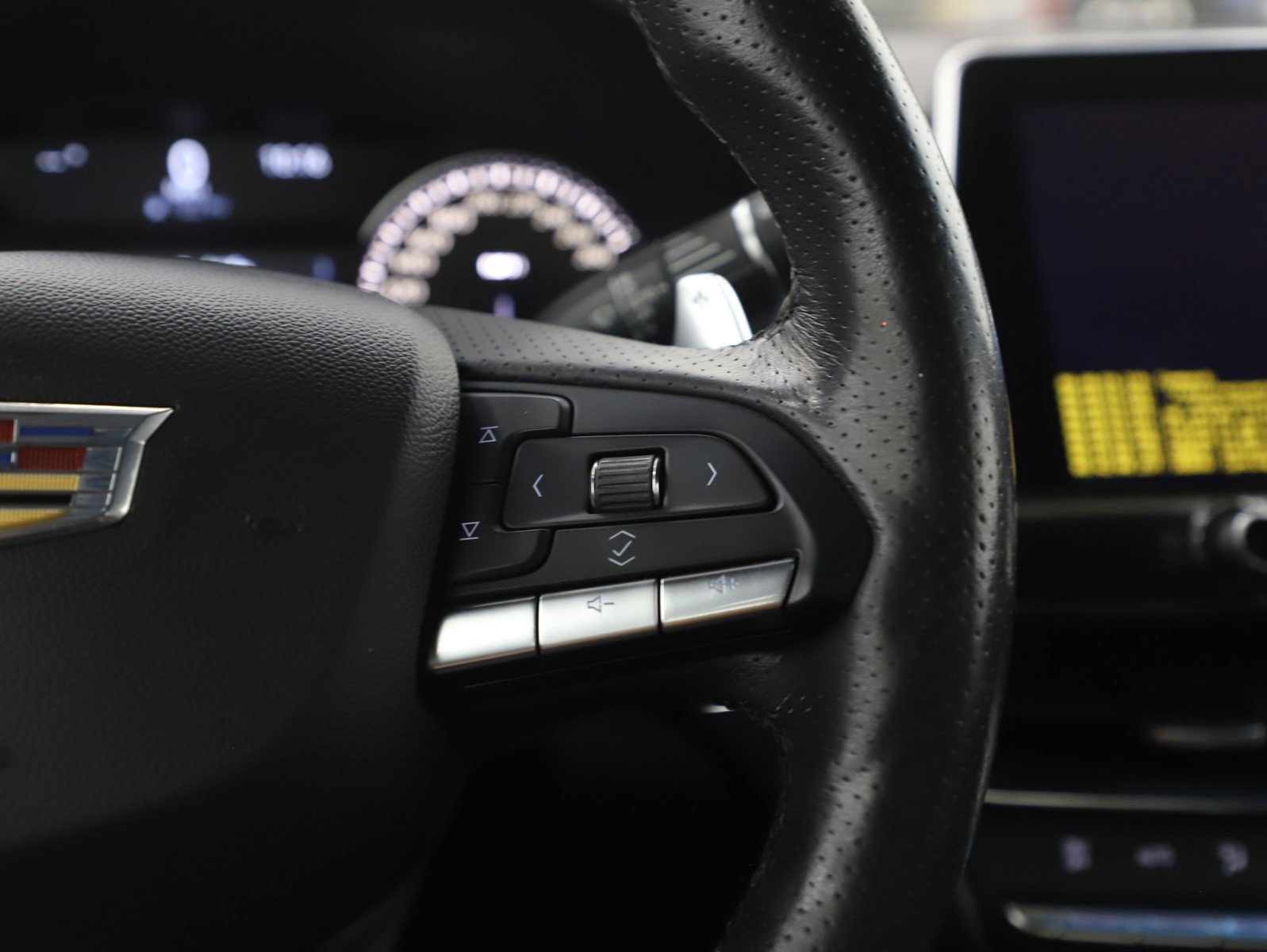 Used 2021 White Cadillac Sport image 26