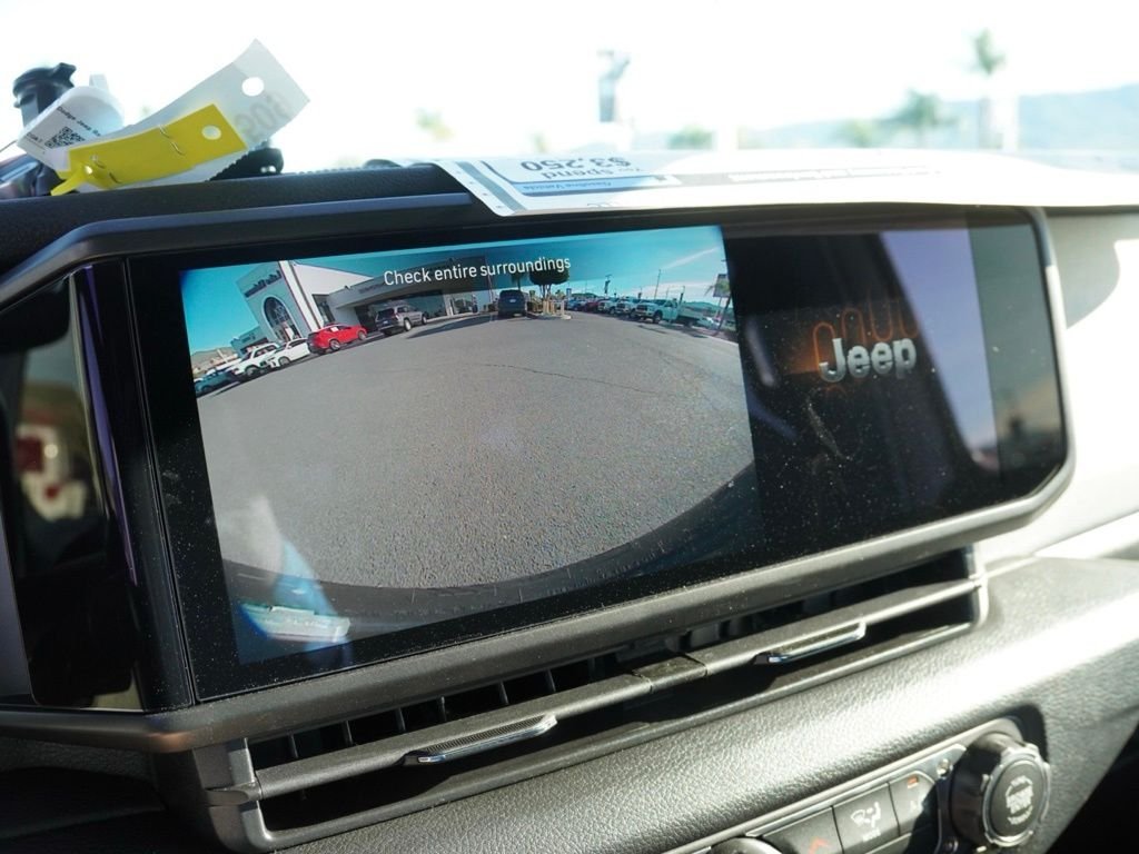 New 2026 Bright White Clear-Coat Exterior Paint Jeep Sport image 12