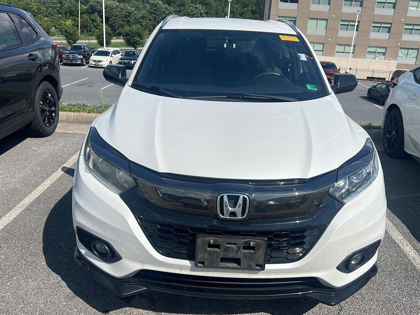 Used 2021 Platinum White Pearl Honda Sport image 6