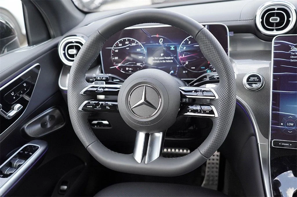2026 Mercedes-Benz GLC Base - Photo 17