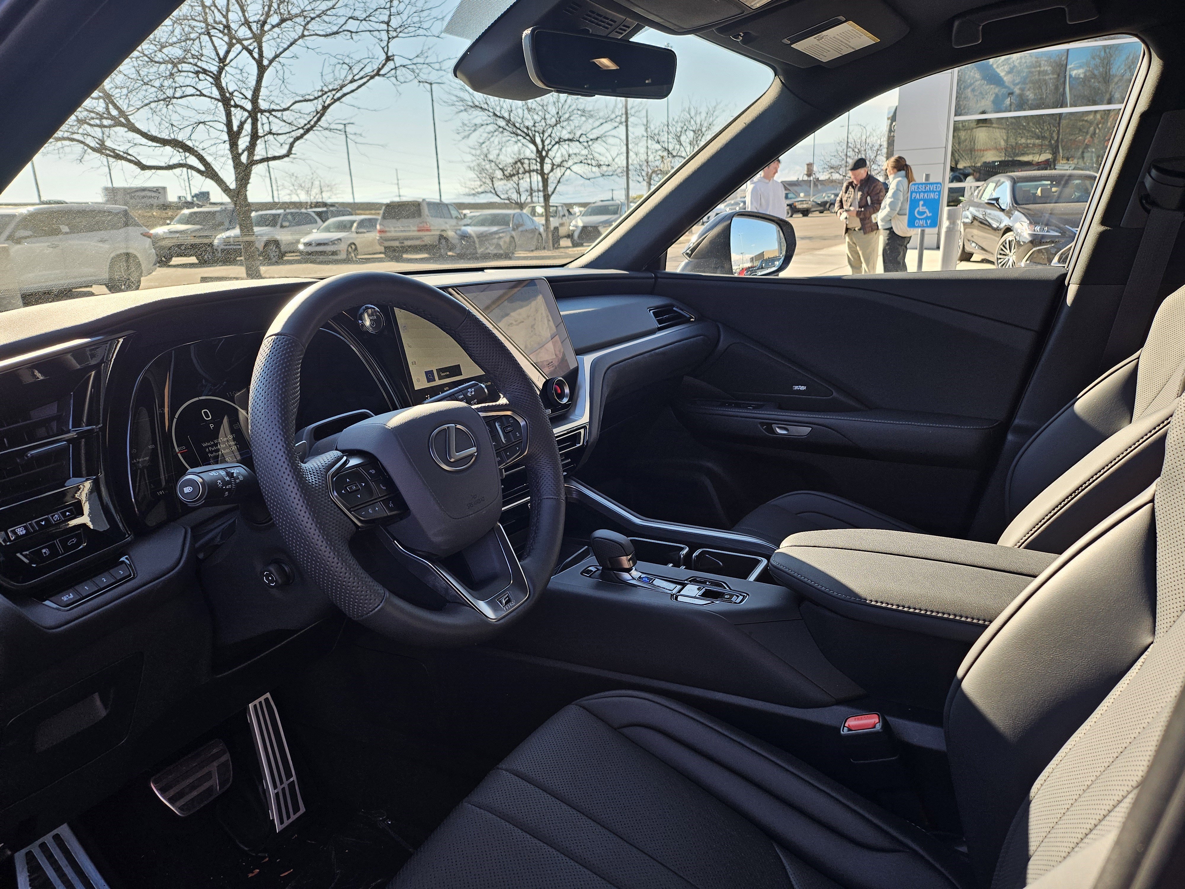 2026 Lexus TX 500h F-Sport Premium - Photo 10