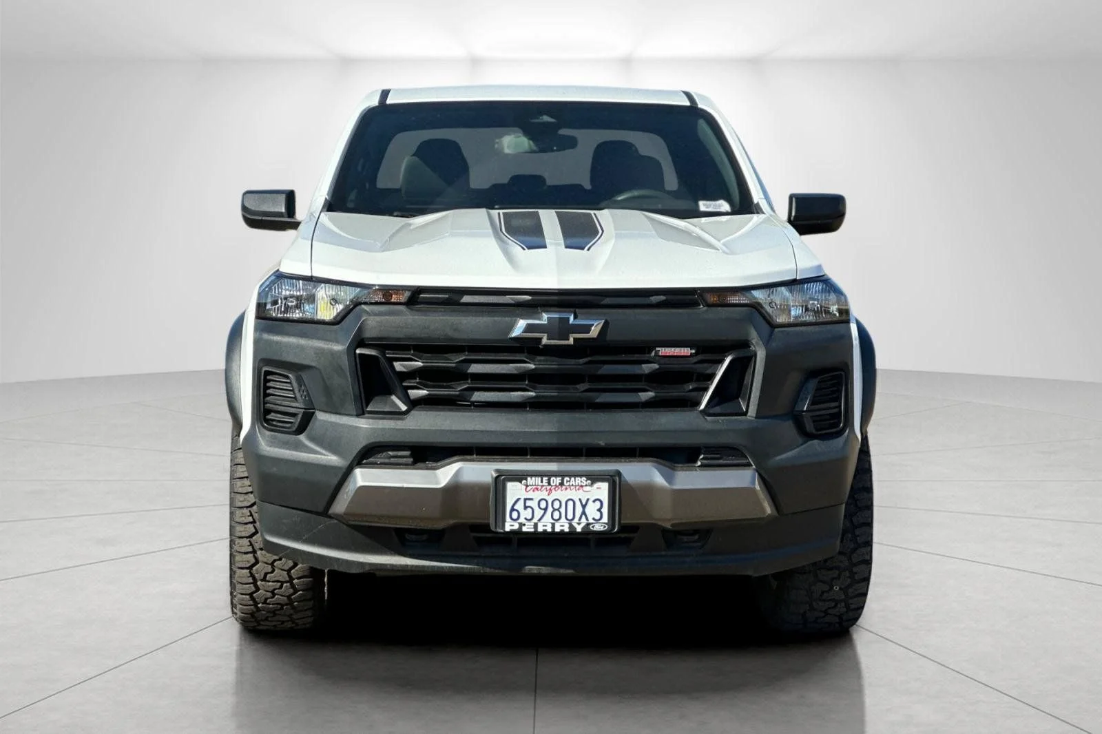 Used 2023 Summit White Chevrolet Trail Boss image 8