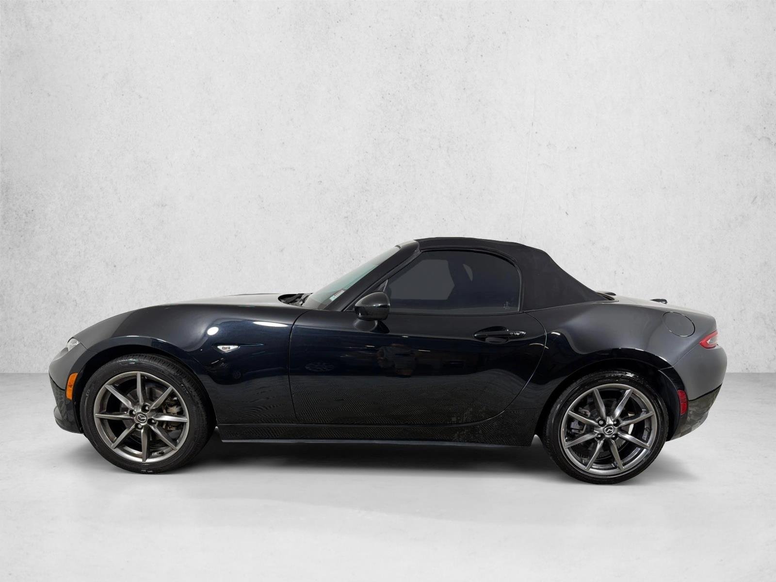 Used 2023 Jet Black Mica Mazda Grand Touring image 7