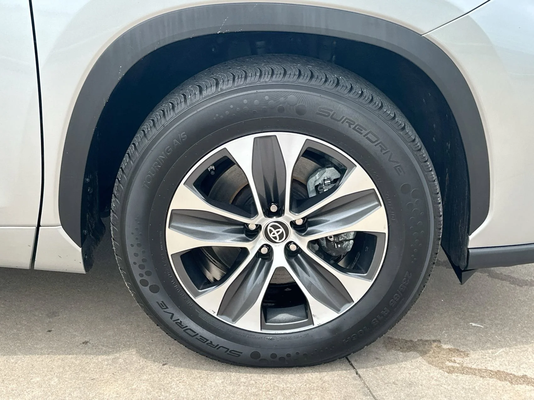 Used 2023 Celestial Silver Metallic Toyota XLE image 10