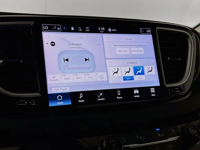 Used 2024 Black Chrysler Touring L image 14