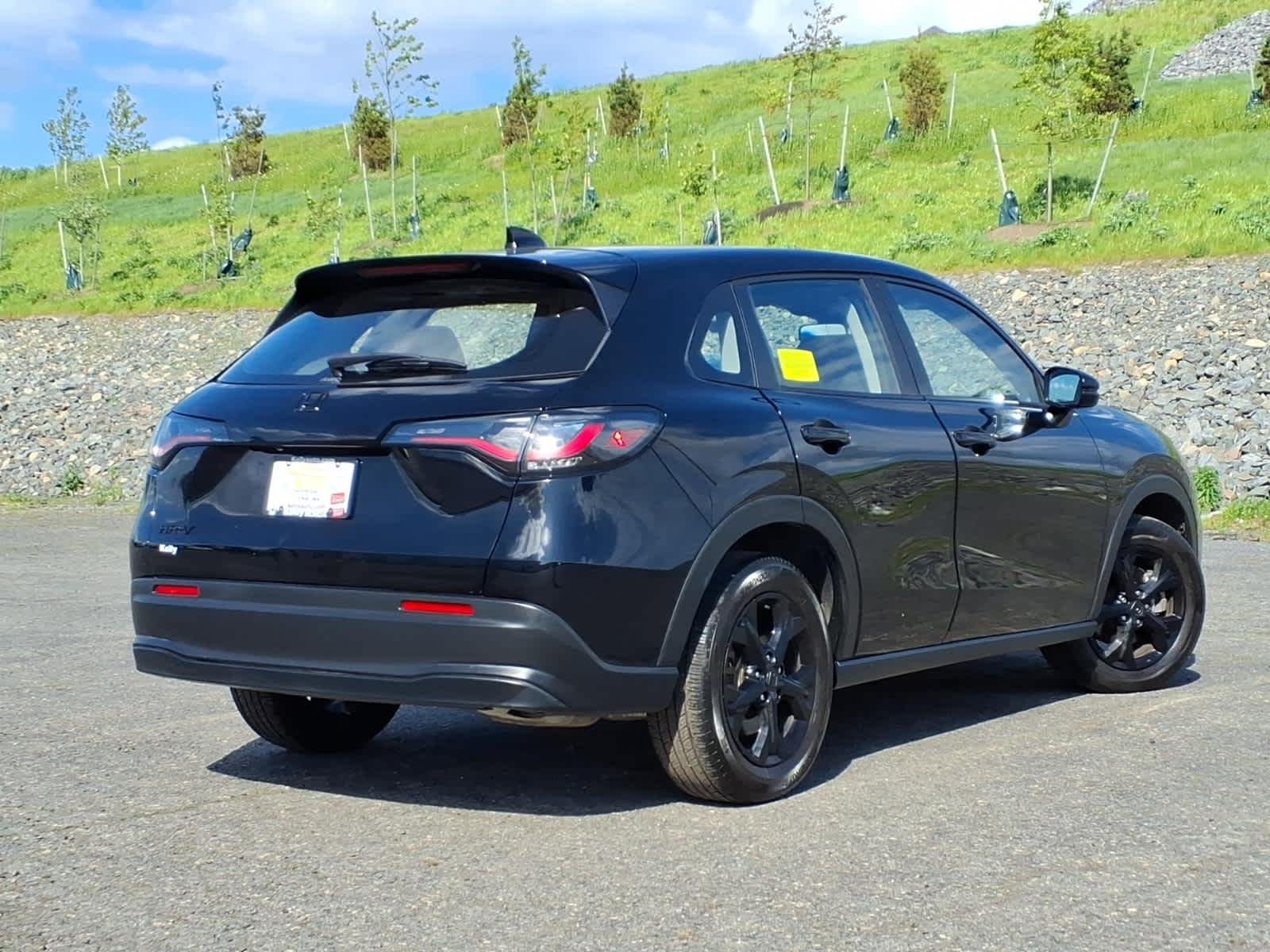 Certified Used 2023 Crystal Black Pearl Honda LX image 5