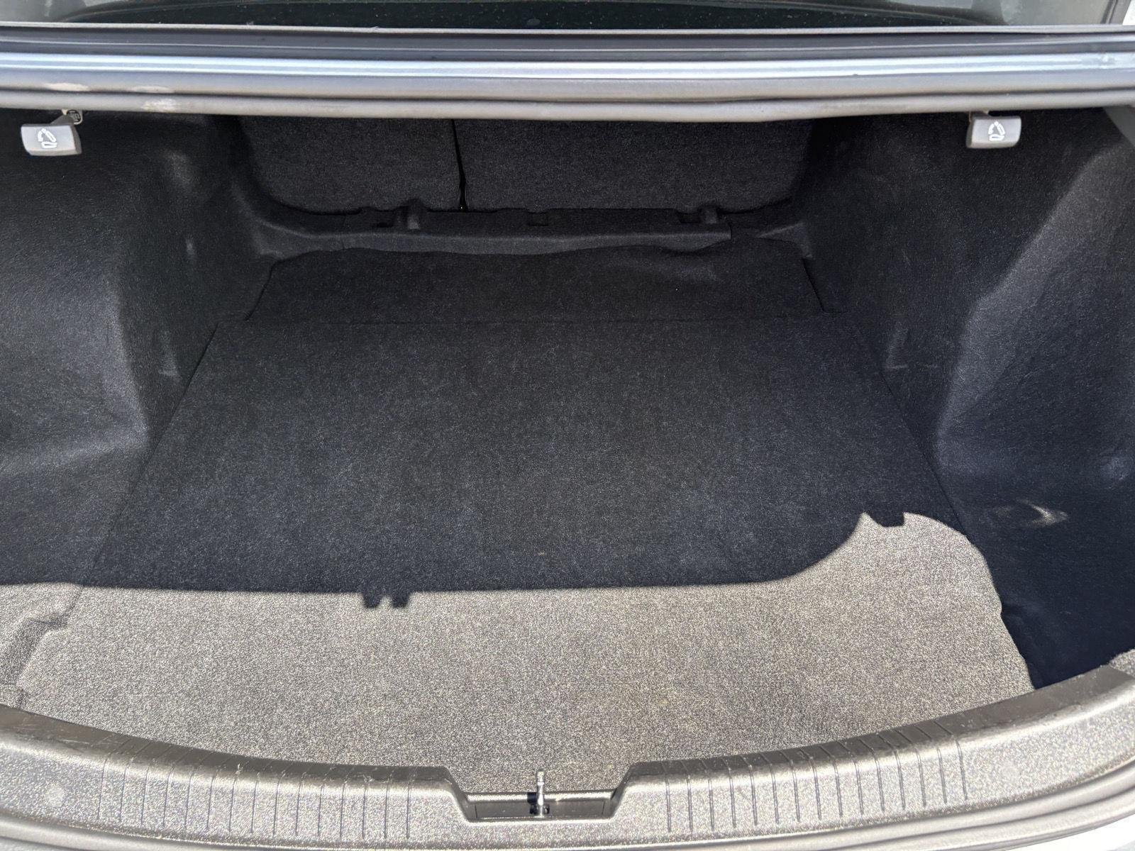 Used 2024 Sterling Gray Metallic Chevrolet LT image 29
