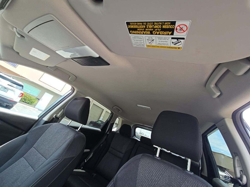 Used 2025 Gray Nissan SV image 3