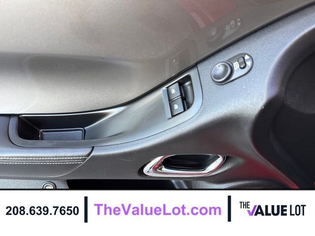 Used 2010 Red Chevrolet 2LT image 19