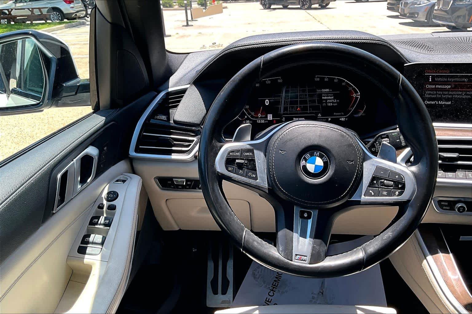 Used 2022 Mineral White Metallic BMW xDrive40i image 23