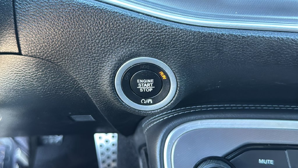 Used 2021 Gray Dodge SXT image 25