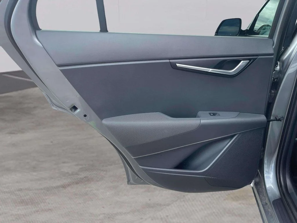 Used 2025 Steel Gray Kia EX Touring image 22