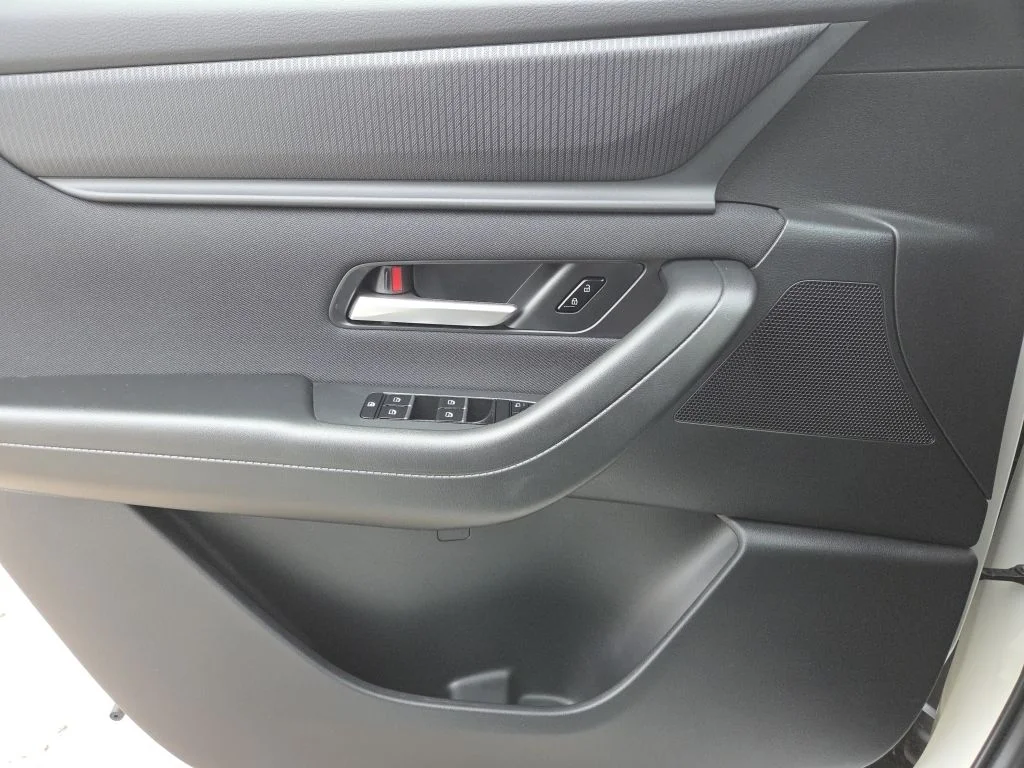 New 2026 White Mazda 3.3 Turbo Select image 16