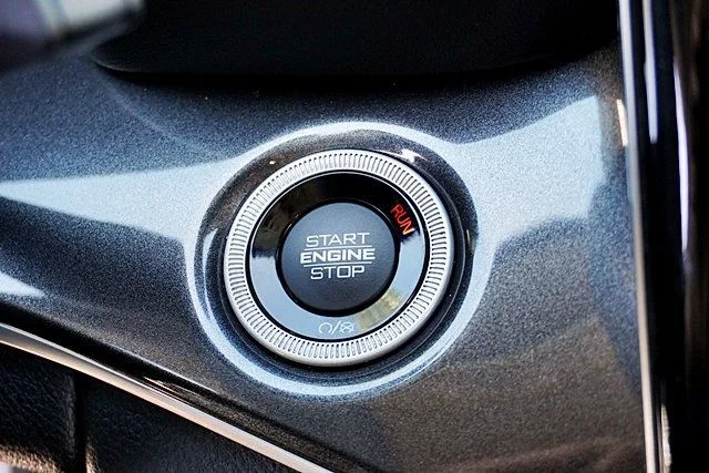Used 2023 Black Jeep Laredo image 30