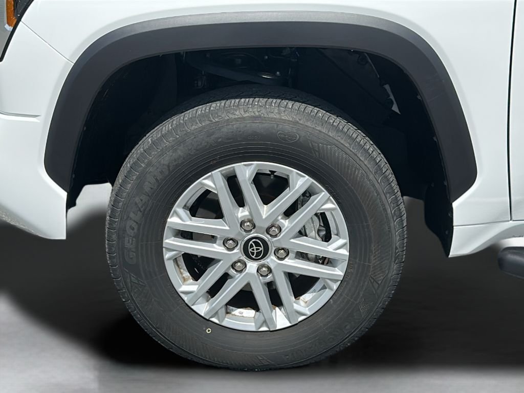 Used 2024 White Toyota SR5 image 28