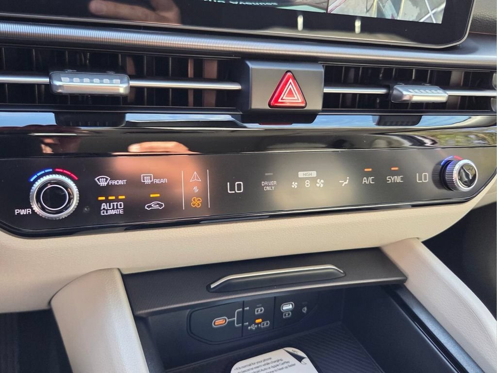 New 2027 Gravity Gray Kia SX Prestige image 25