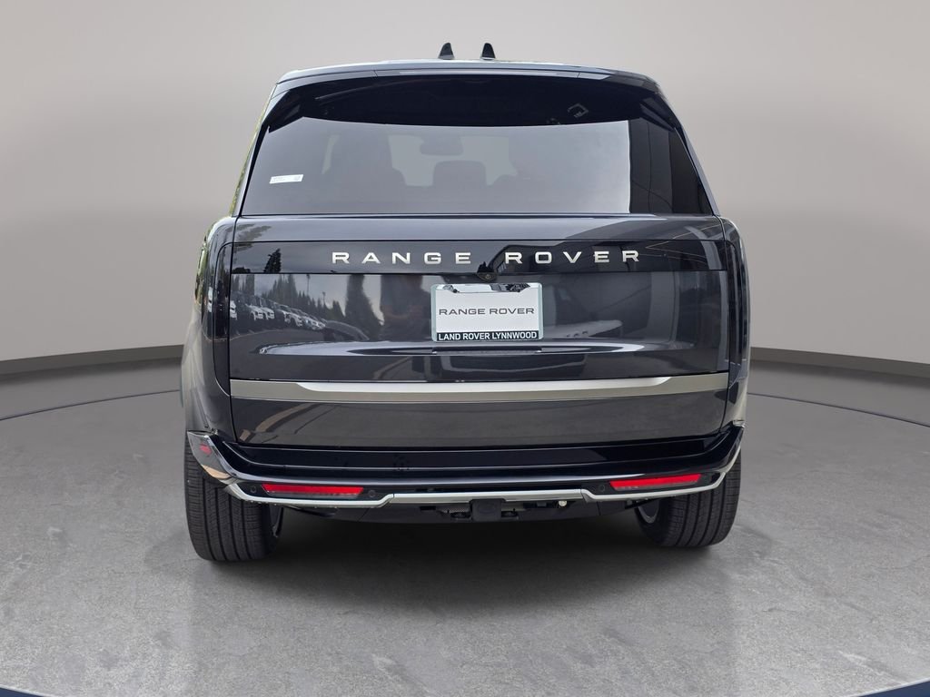New 2026 Carpathian Grey LAND ROVER SE 7 Seats image 6