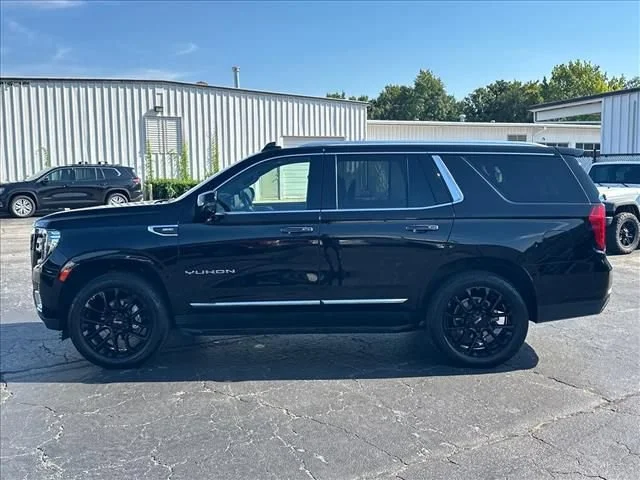 Certified Used 2023 ONYX BLACK GMC SLT image 7