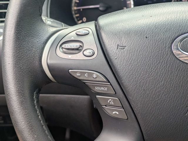 Used 2014 Silver INFINITI Base image 27