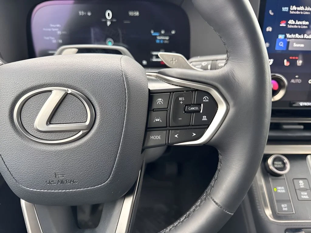 Used 2024 Gray Lexus 550 Luxury image 18
