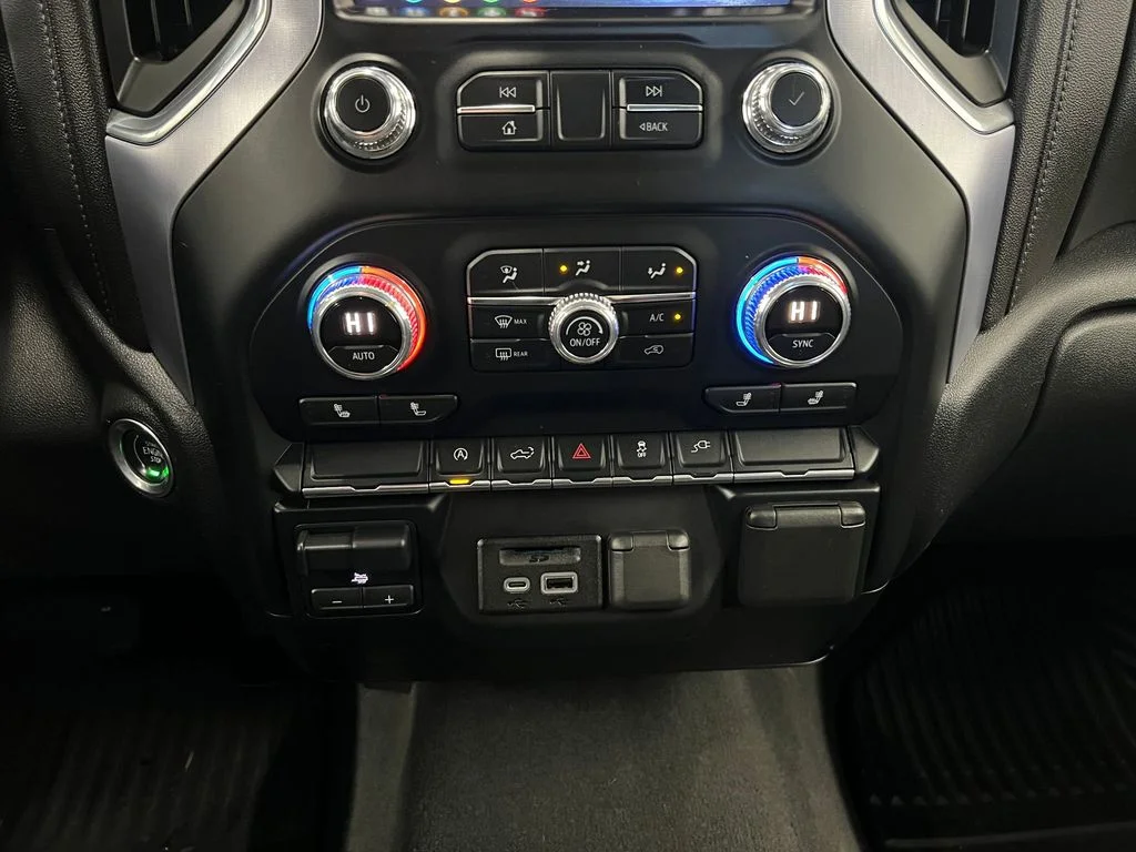 Used 2019 Quicksilver Metallic GMC SLE image 14