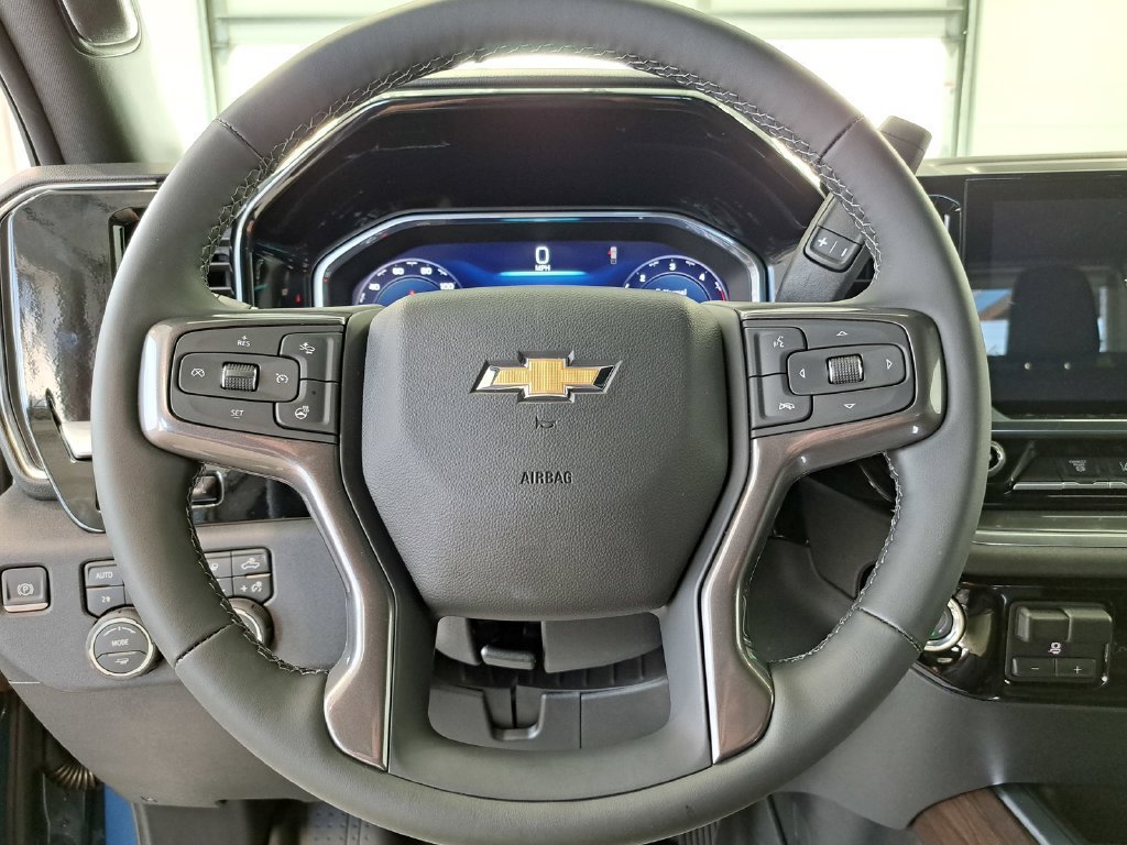 2026 Chevrolet Silverado 2500 HD High Country - Photo 9
