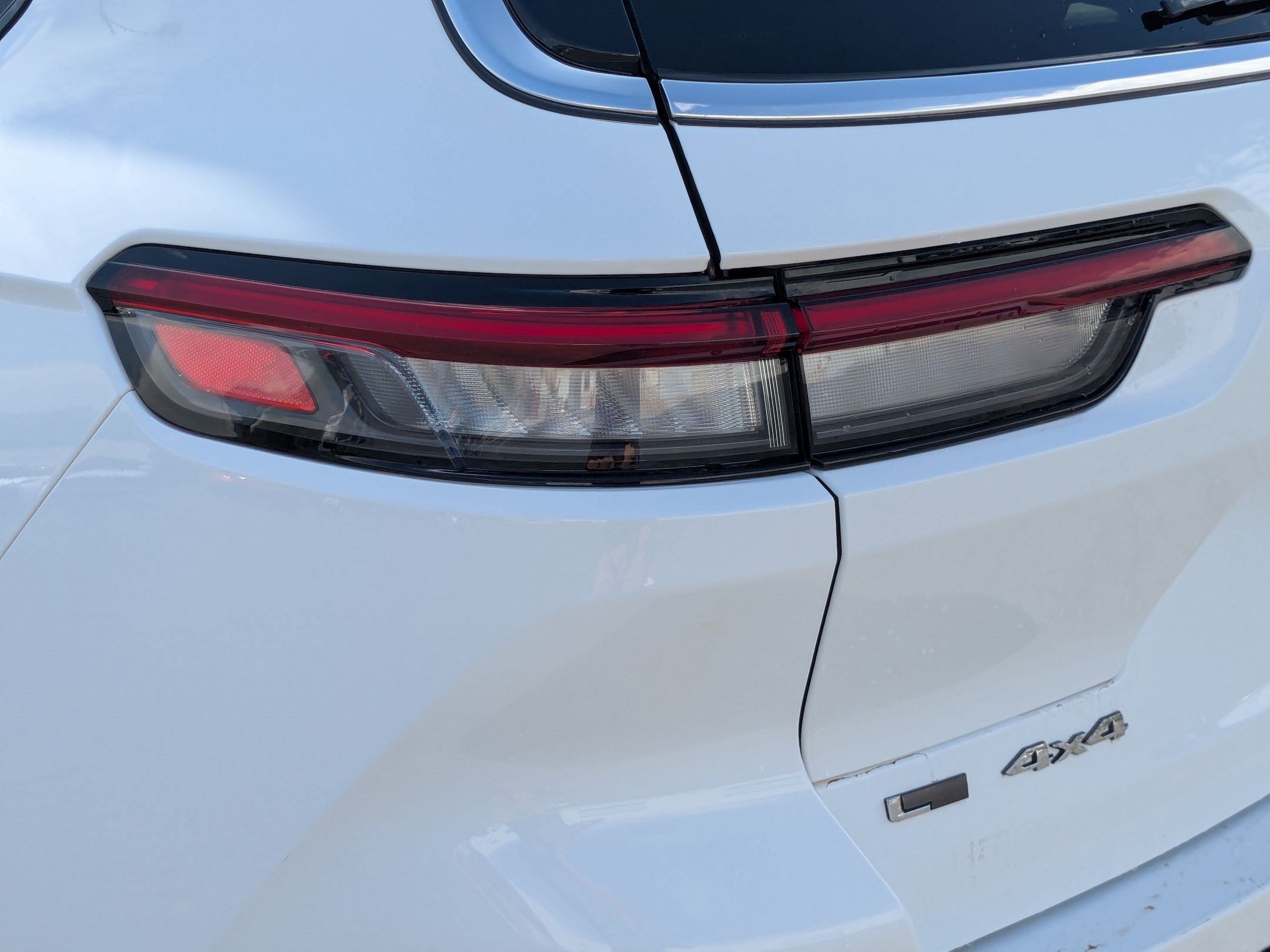 Used 2021 Bright White Clearcoat Jeep Limited image 11