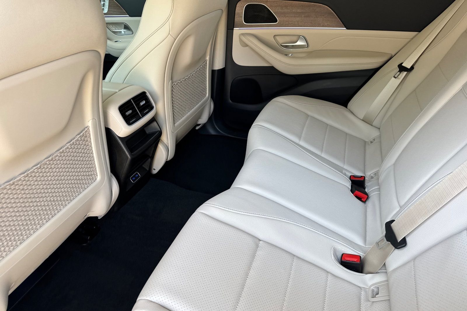 New 2026 Black Mercedes-Benz GLE 350 image 9