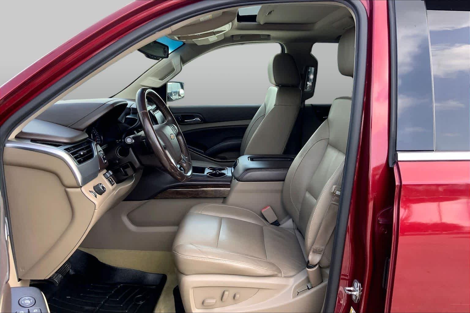 Used 2016 SIREN RED TINTCOAT Chevrolet LT image 7