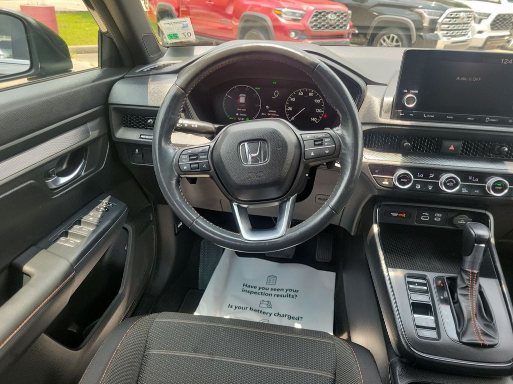 Used 2023  Honda Sport image 18