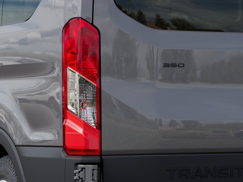 New 2027 Carbonized Gray Metallic Ford XLT image 21