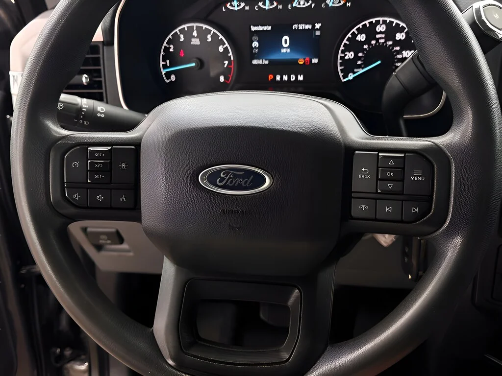 Used 2022 Stone Gray Metallic Ford  image 16