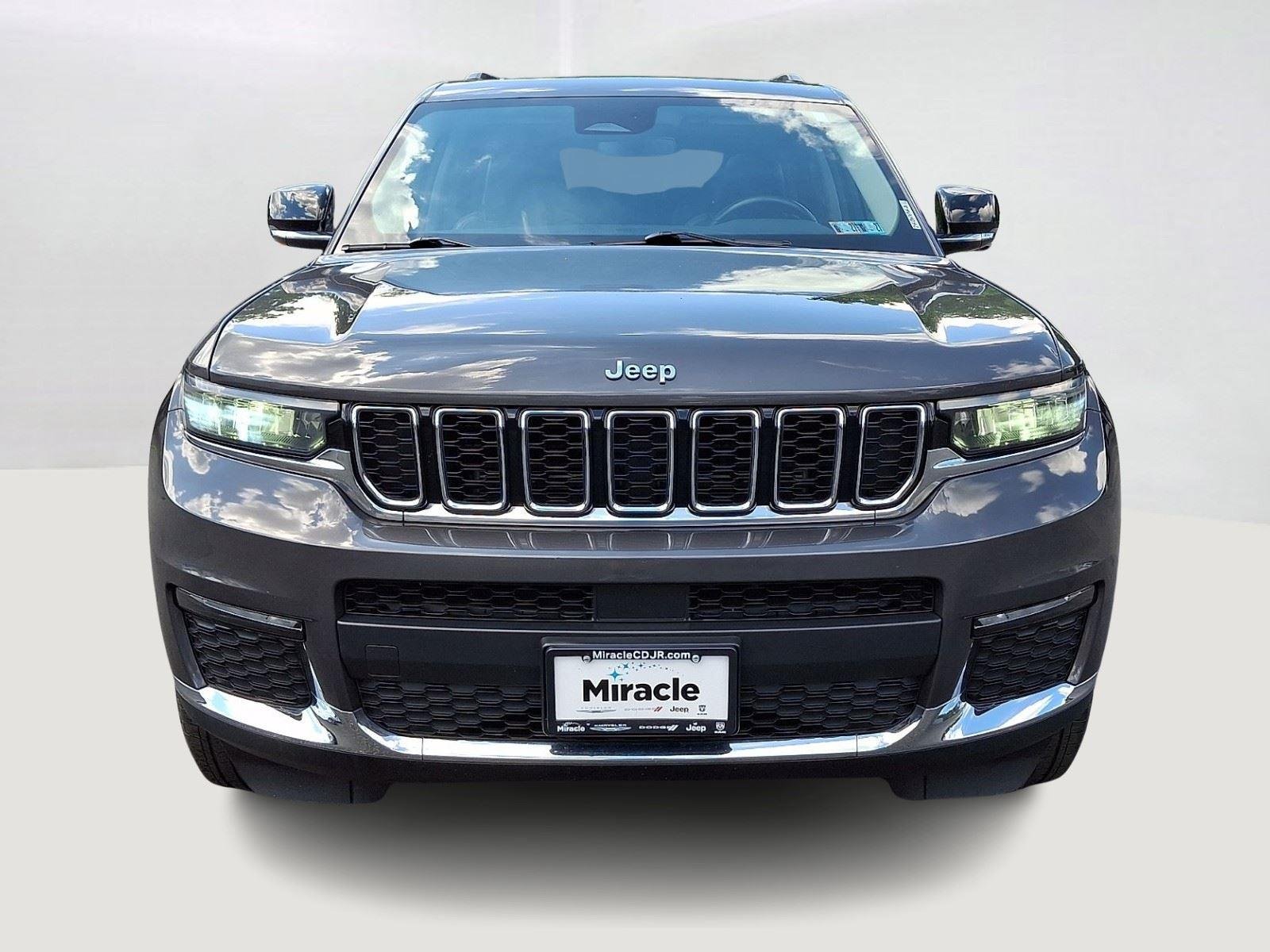 Used 2021 Baltic Gray Metallic Clearcoat Jeep Limited image 2