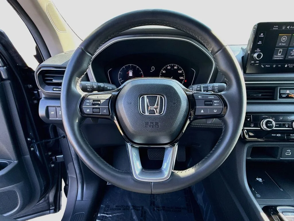 2025 Honda Pilot EX-L - Photo 14