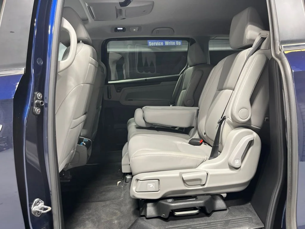 2024 Honda Odyssey Touring - Photo 35