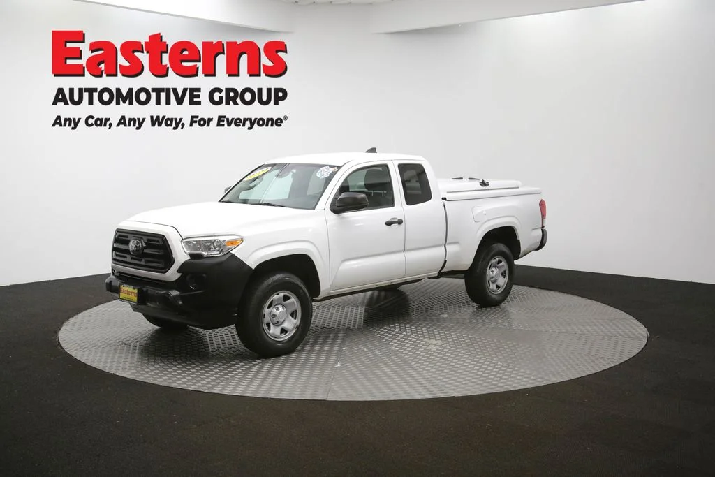 Used 2019 White Toyota SR image 54