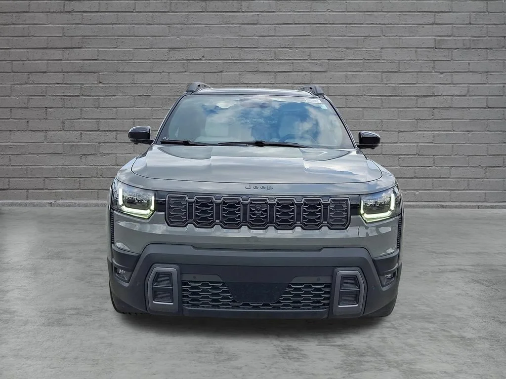 New 2026 Sting-Gray Clearcoat Jeep Overland image 2