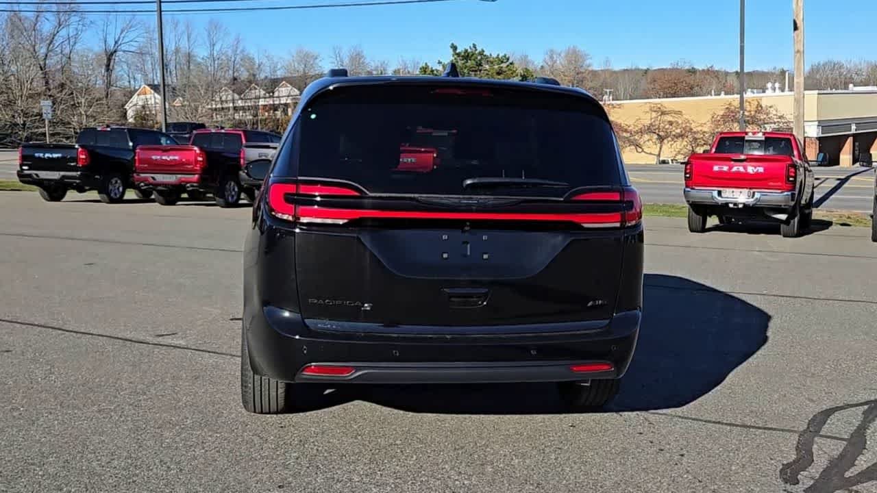 2026 Chrysler Pacifica Select - Photo 7