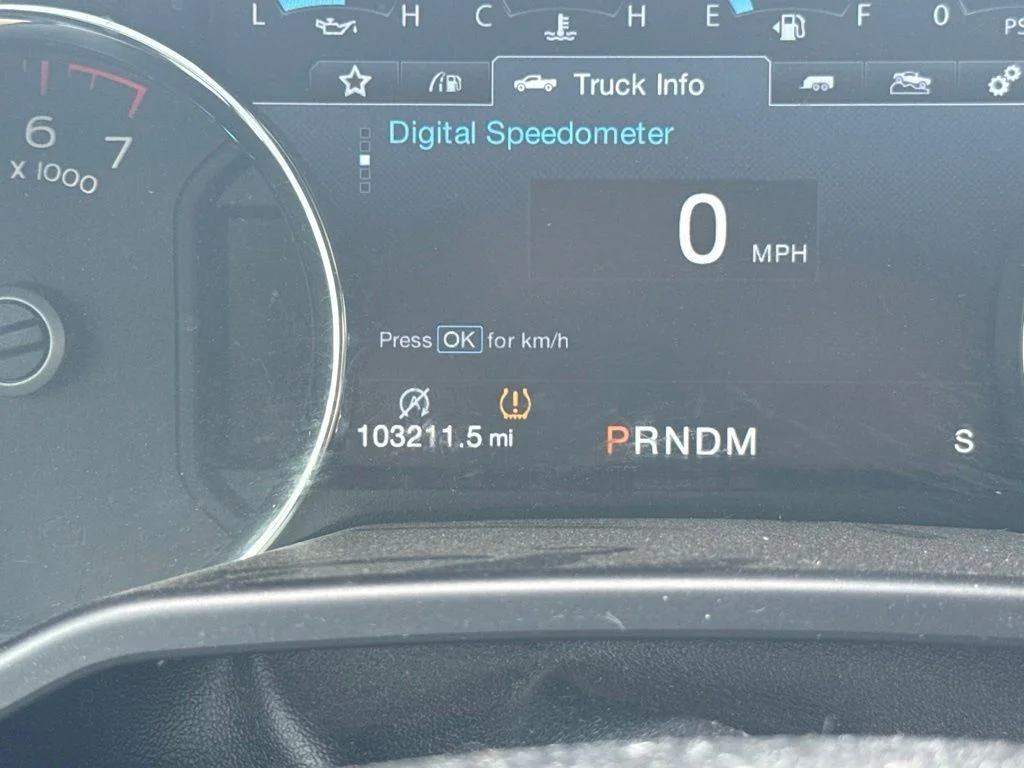 Used 2017 Gray Ford Lariat image 8