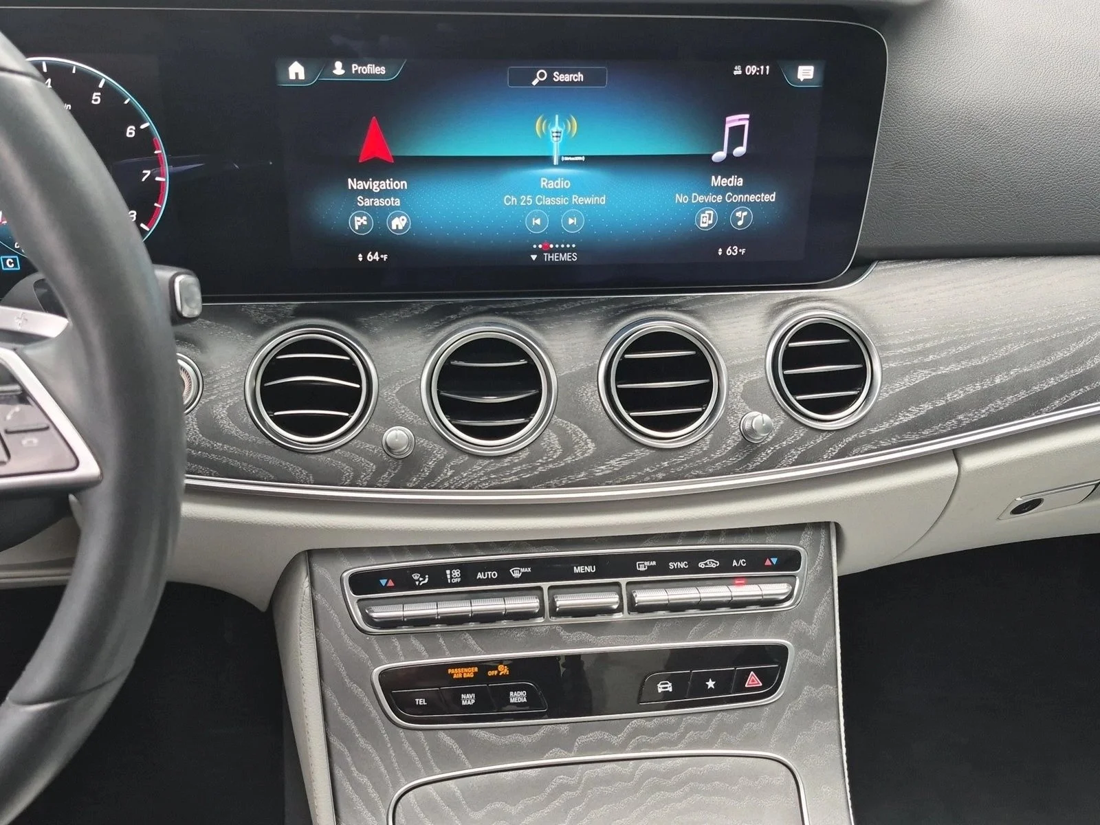 Used 2022 Graphite Grey Metallic Mercedes-Benz E 350 image 14