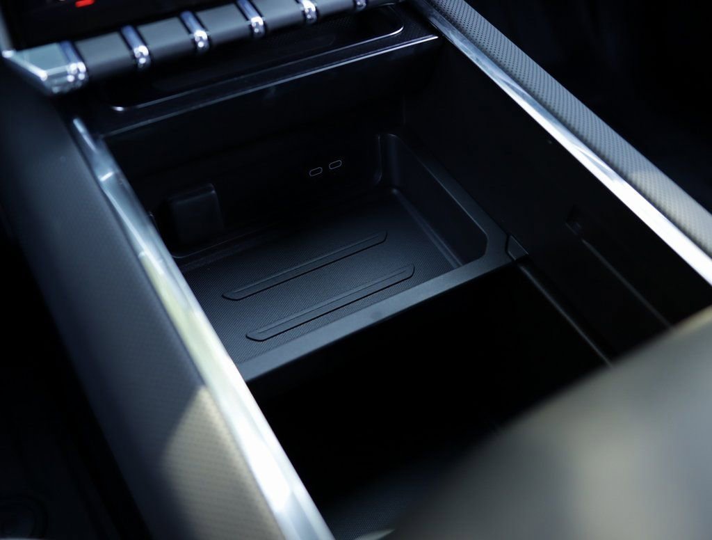 2026 GMC Sierra EV Elevation - Photo 21