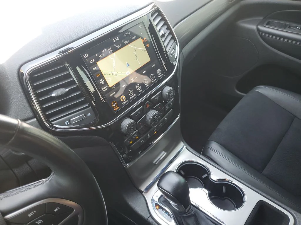 Used 2021 Black Jeep Laredo X image 18