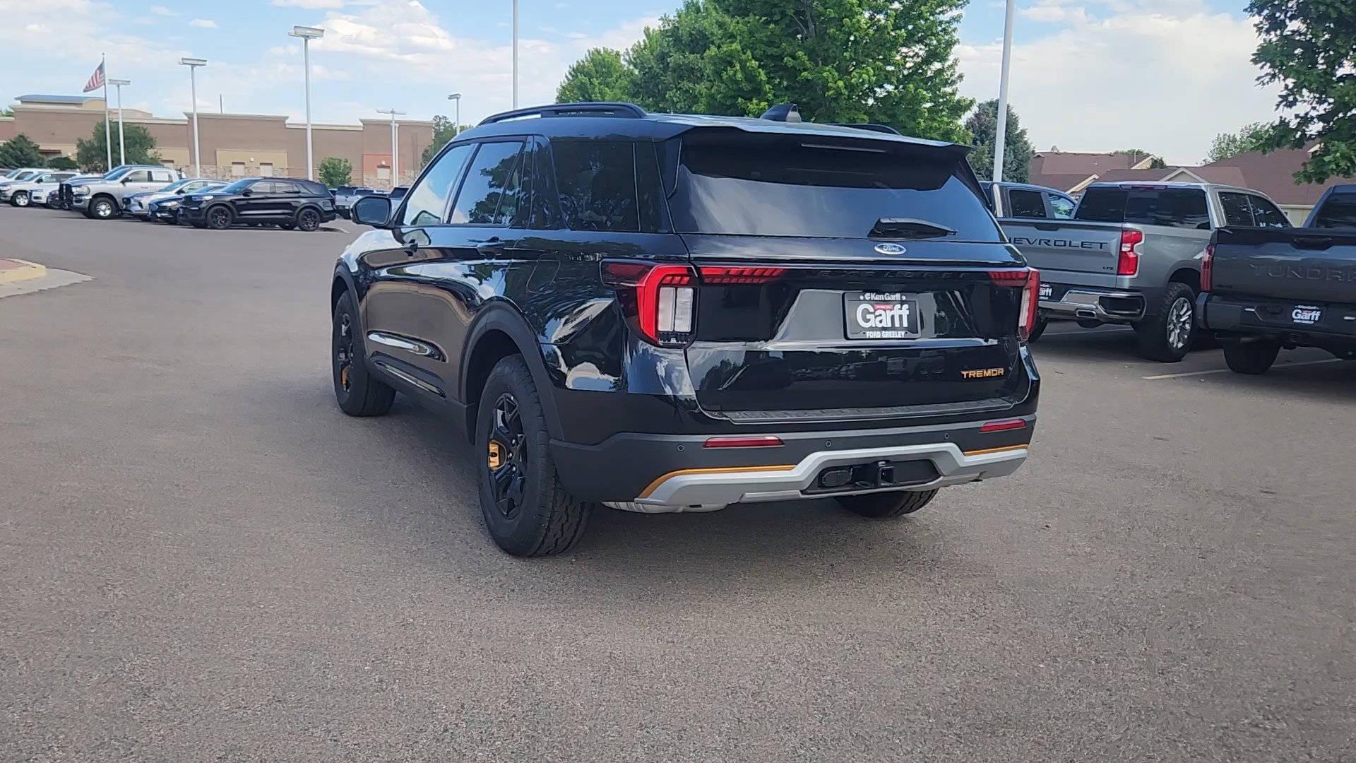 New 2026 Agate Black Metallic Ford Tremor image 3