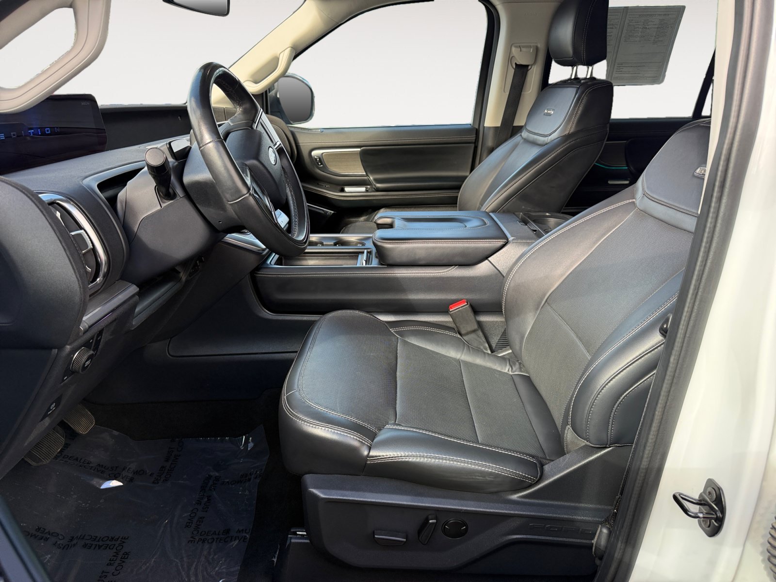 Certified Used 2025 Oxford White Ford Platinum image 10